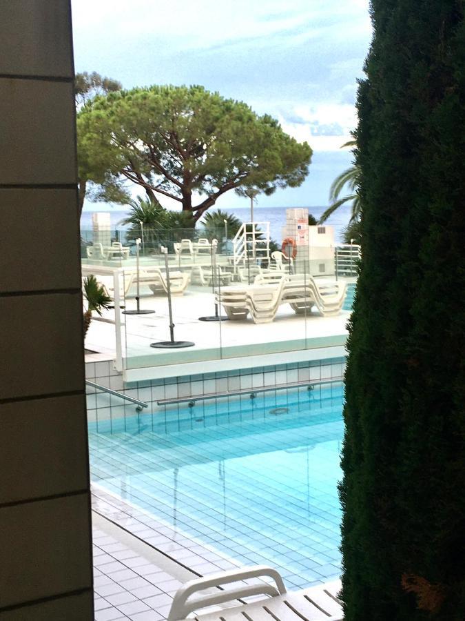 Monaco, Elegant & Quiet Renovated Apartment, In Fontvieille District, With Terrace & Pool, 15Min Walk To F1 Grand Prix Exterior photo